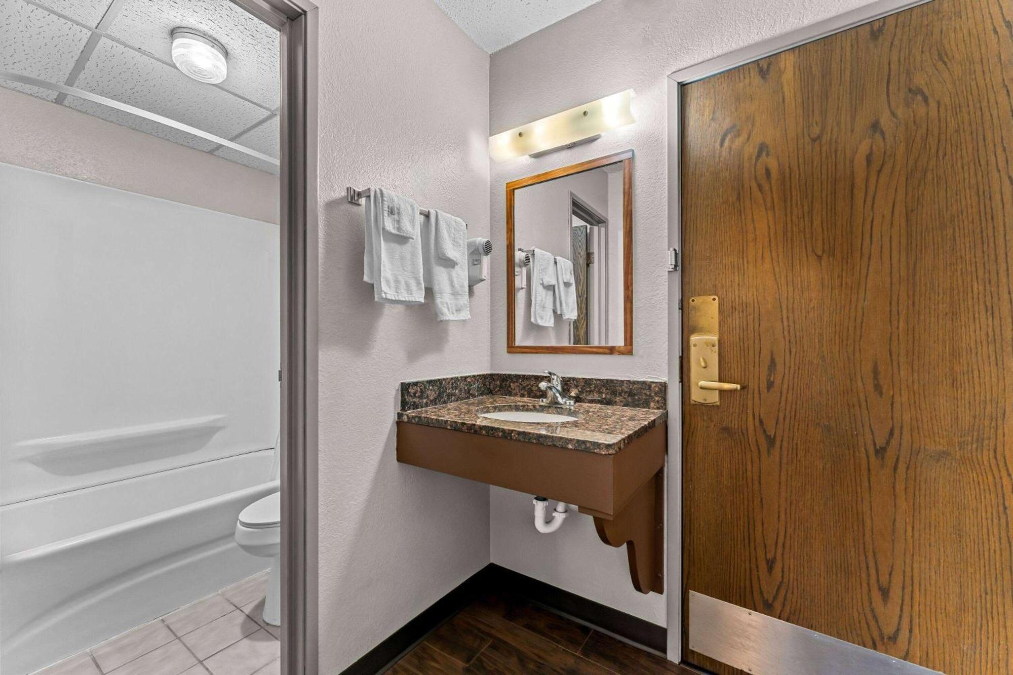 Days Inn By Wyndham Sioux Falls Ngoại thất bức ảnh