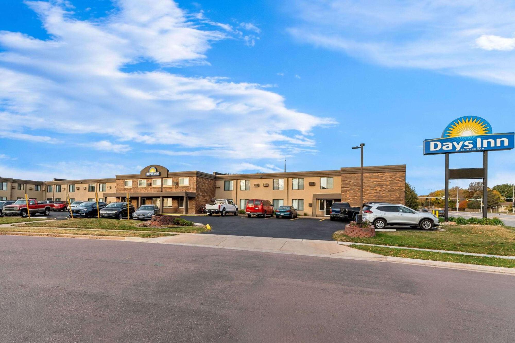 Days Inn By Wyndham Sioux Falls Ngoại thất bức ảnh